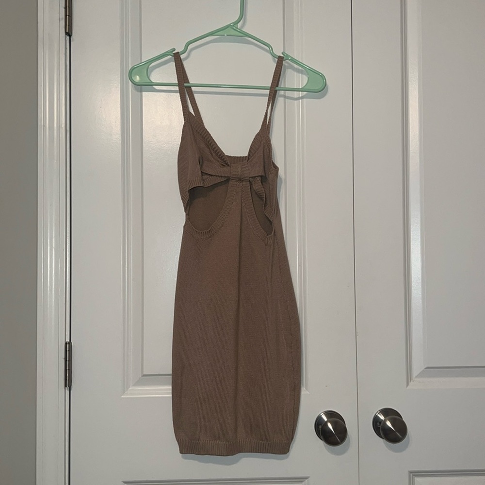 Brown summer cutout dress. Size S, knit material